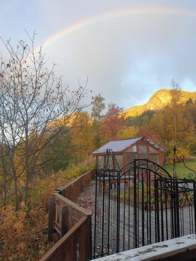 Holiday Raustua Cabin Gol Bagian luar foto